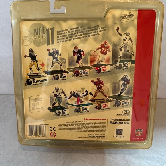 McFarlane Randy Moss Oakland Raiders #18 NFL Series 11 Action Figure 2005 - Picture 3 of 4